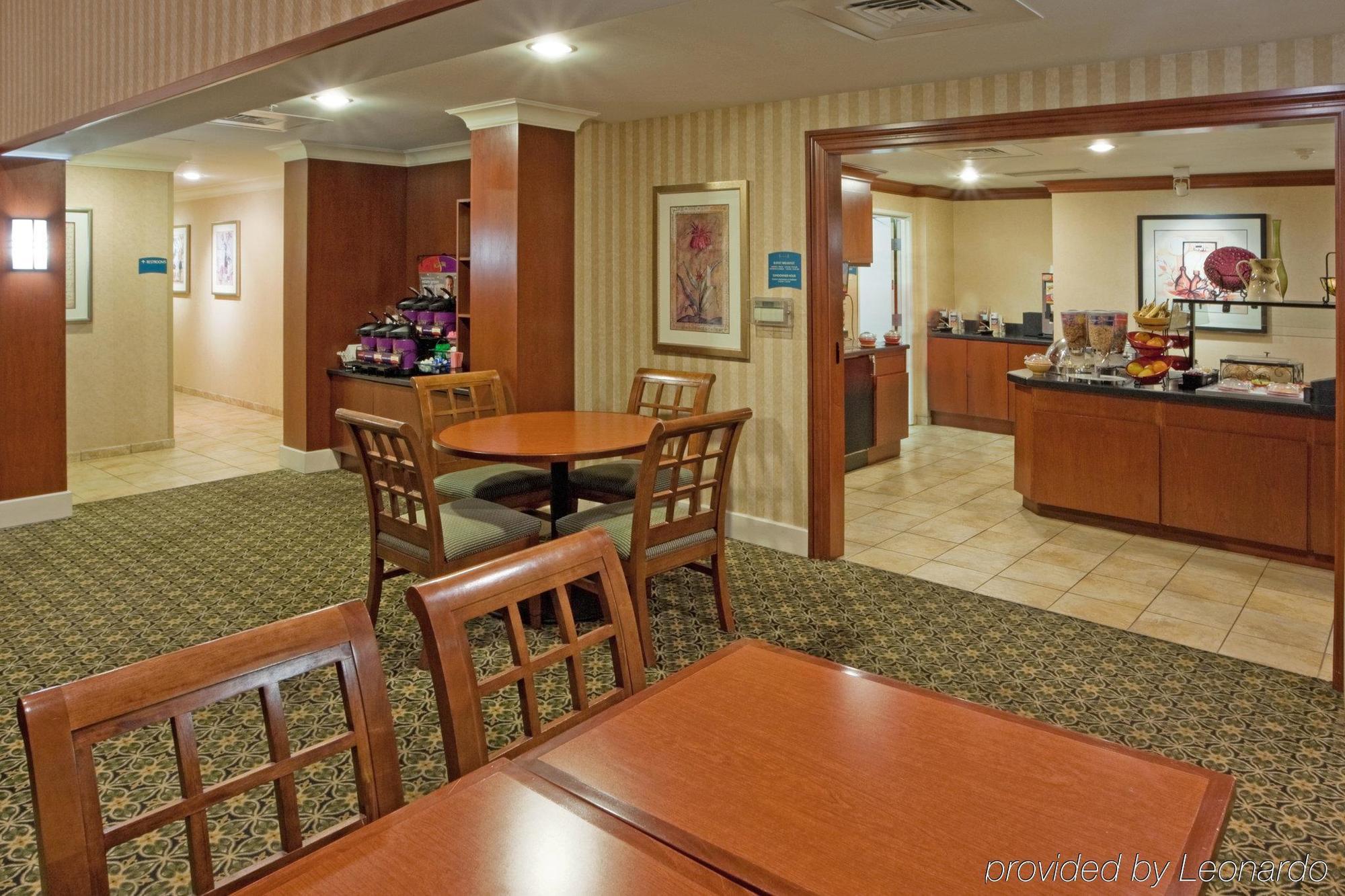 Staybridge Suites Wilmington-Newark By Ihg Buitenkant foto